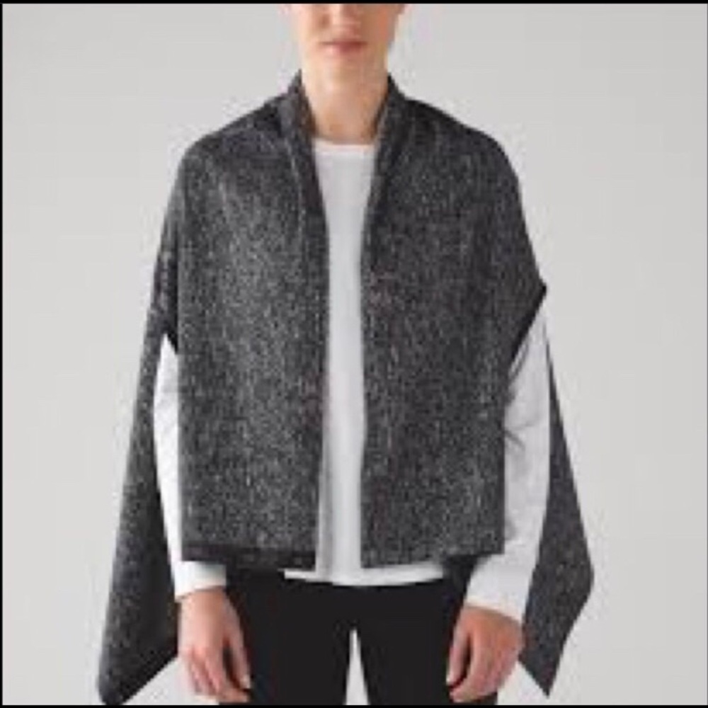 Lululemon wrap scarf